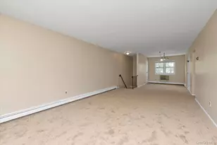 25 Springwood Dr, North Babylon, NY 11703 - Photo 9