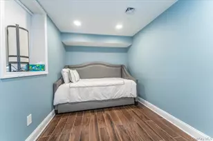 266 Rockaway Tpke, Cedarhurst, NY 11516 - Photo 27