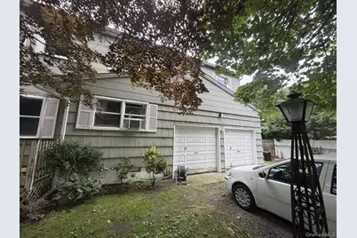 8 Windus Drive, Shirley, NY 11967 - Photo 3
