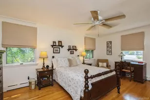 199 N Country Rd, Port Jefferson, NY 11777 - Photo 17