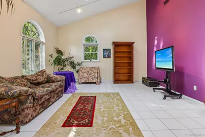 39 Woodhaven Drive, New City, NY 10956 - Photo 15