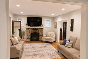 27 Leonard Pl, Yonkers, NY 10704 - Photo 5