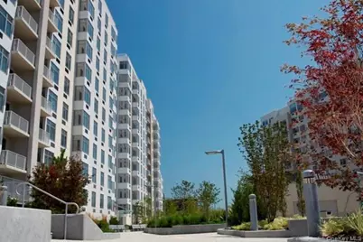 40-22 College Point Boulevard #10P, Flushing, NY 11354 - Photo 9
