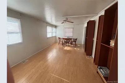 1661 Old Country Road #233, Riverhead, NY 11901 - Photo 7