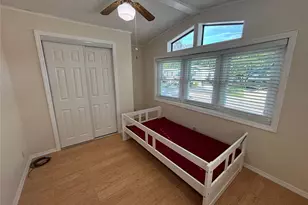 1661 Old Country Rd, Riverhead, NY 11901 - Photo 25