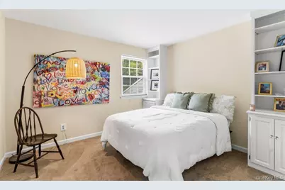 122 Corral Lane, Bay Shore, NY 11706 - Photo 13