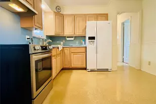 140 Andrew Ave, East Meadow, NY 11554 - Photo 13