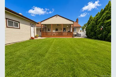 140 Andrew Avenue, East Meadow, NY 11554 - Photo 3