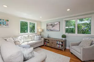 17 Duncan Ln, Huntington, NY 11743 - Photo 11