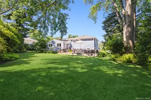 17 Duncan Ln, Huntington, NY 11743 - Photo 27