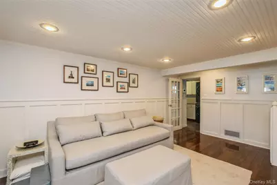 17 Duncan Lane, Huntington, NY 11743 - Photo 19