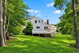 49 E Ridge Ln, Mount Kisco, NY 10549 - Photo 3