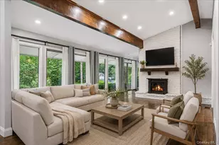 6 Cherry Ln E, Syosset, NY 11791 - Photo 5