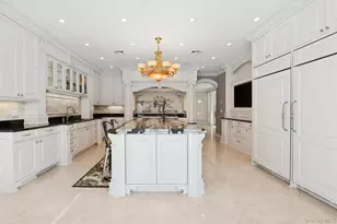 28 Whitney Cir, Glen Cove, NY 11542 - Photo 7