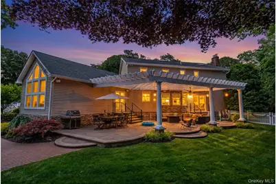 8 Quaker Hill Road, Stony Brook, NY 11790 - Photo 7