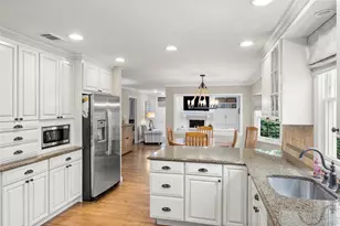 8 Quaker Hill Rd, Stony Brook, NY 11790 - Photo 21