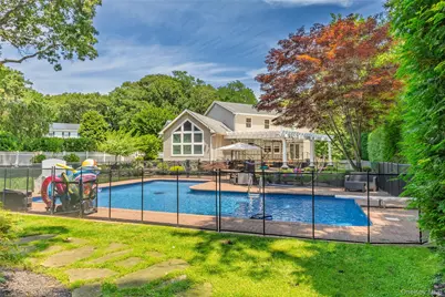 8 Quaker Hill Road, Stony Brook, NY 11790 - Photo 9