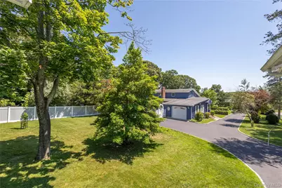 8275 Skunk Lane, Cutchogue, NY 11935 - Photo 9