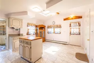 8275 Skunk Ln, Cutchogue, NY 11935 - Photo 29