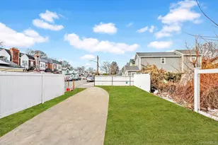 109-20 221st St, Queens Village, NY 11429 - Photo 13