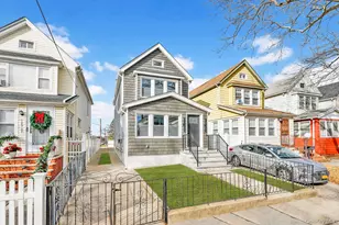 109-20 221st St, Queens Village, NY 11429 - Photo 15