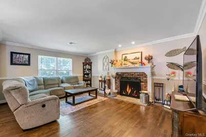 430 Yaphank Middle Island Road, Yaphank, NY 11980 - Photo 7