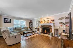 430 Yaphank Middle Island Rd, Yaphank, NY 11980 - Photo 7