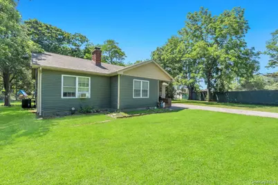 430 Yaphank Middle Island Road, Yaphank, NY 11980 - Photo 5