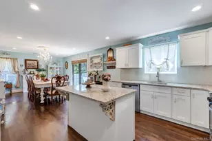 17 Walnut Rd, Kings Park, NY 11754 - Photo 7