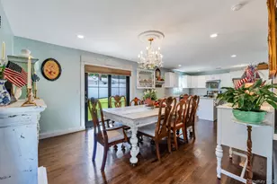 17 Walnut Rd, Kings Park, NY 11754 - Photo 9