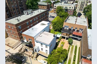 25-14 Crescent Street, Astoria, NY 11102 - Photo 3