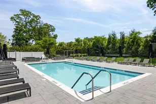 42 Meadowbrook Ln, Smithtown, NY 11787 - Photo 13