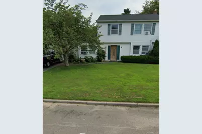 21 Rustic Avenue, Medford, NY 11763 - Photo 3
