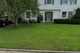 21 Rustic Ave, Medford, NY 11763 - Photo 3