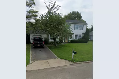 21 Rustic Avenue, Medford, NY 11763 - Photo 1