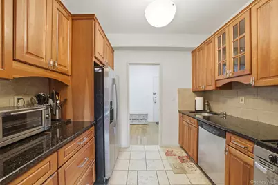 953 W Boston Post Road #3A, Mamaroneck, NY 10543 - Photo 17