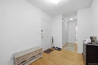 953 W Boston Post Road #3A, Mamaroneck, NY 10543 - Photo 3