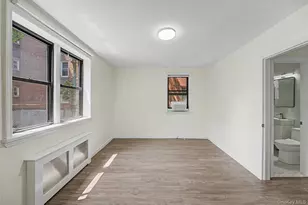 143-36 Barclay Ave, Flushing, NY 11355 - Photo 7