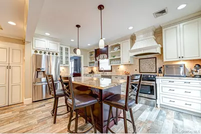 6 Troy Place, Merrick, NY 11566 - Photo 7