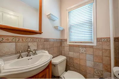 6 Troy Place, Merrick, NY 11566 - Photo 11
