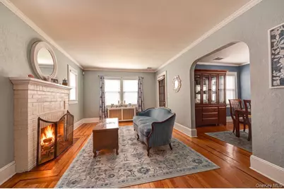 6 Troy Place, Merrick, NY 11566 - Photo 3