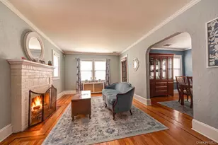 6 Troy Pl, Merrick, NY 11566 - Photo 3