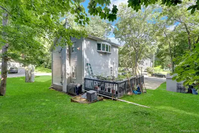 14 Neponsit Road, Sound Beach, NY 11789 - Photo 19