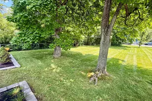 1906 Route 300, Newburgh, NY 12550 - Photo 11