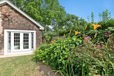 98 Sherrill Road, East Hampton, NY 11937 - Photo 19