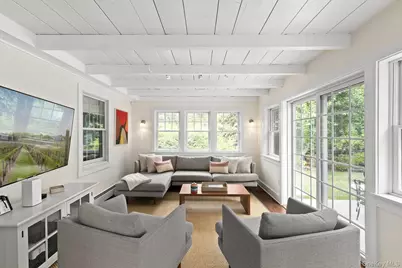 98 Sherrill Road, East Hampton, NY 11937 - Photo 7
