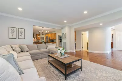 5 Biltmore Drive, Shoreham, NY 11786 - Photo 31