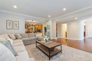 5 Biltmore Dr, Shoreham, NY 11786 - Photo 31
