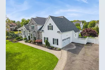 5 Biltmore Drive, Shoreham, NY 11786 - Photo 1