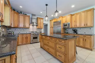 5 Biltmore Dr, Shoreham, NY 11786 - Photo 25